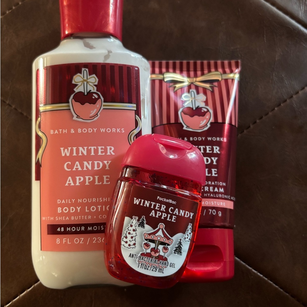 Bath & Body Works Winter Candy Apple Moisturizer & Cream Set